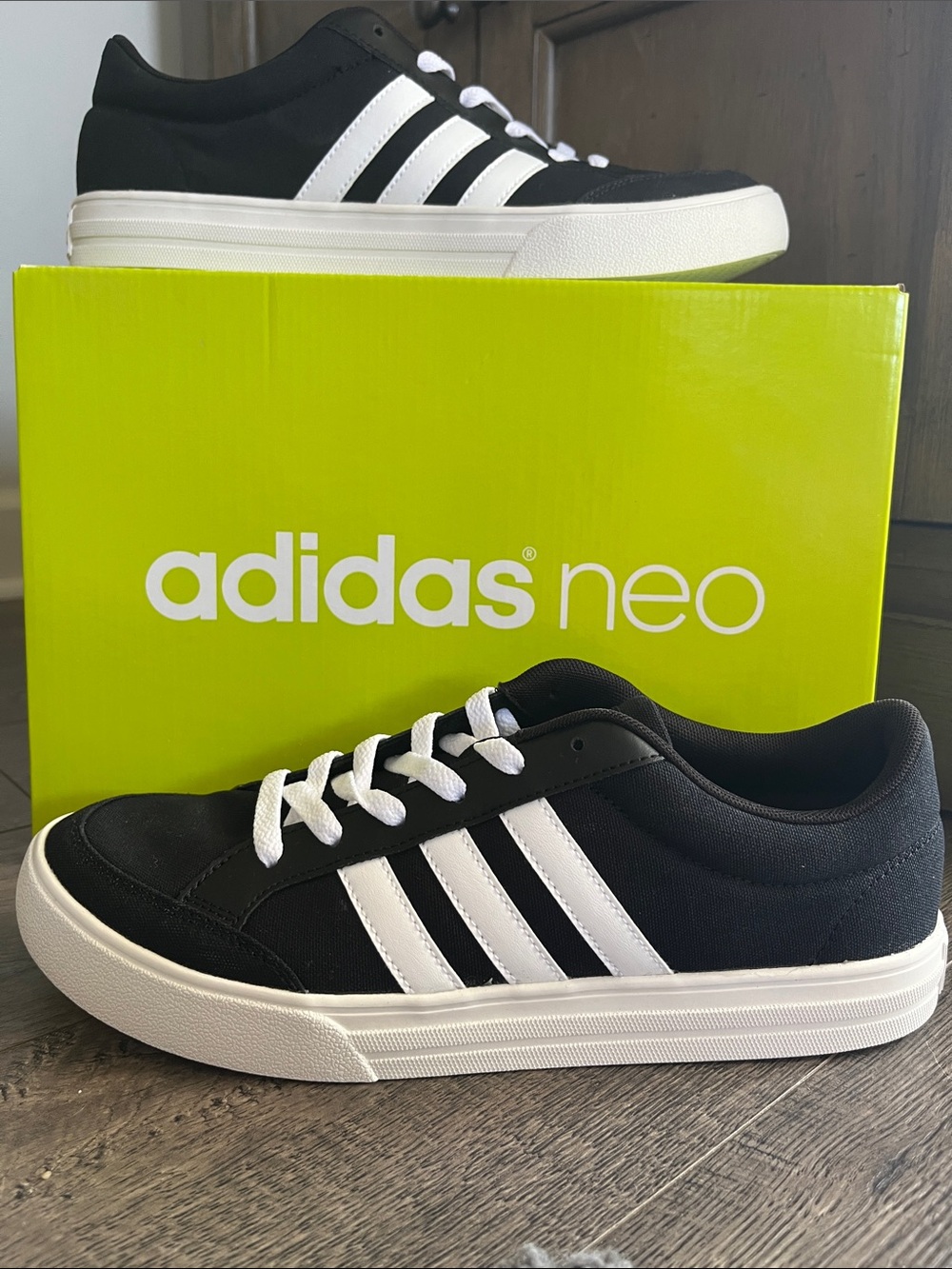 NEW Adidas VS SET neo Black/White Original Casual Men’s Sneakers Sz. 10